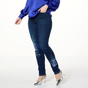 DG2 by Diane Gilman New Classic Stretch Denim Embroidered Skinny Jean 20WT NWT